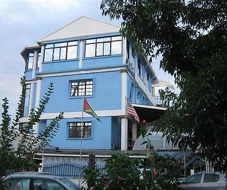 ג'ורג'טאון Kanuku Suites Hotel & Apartment מראה חיצוני תמונה