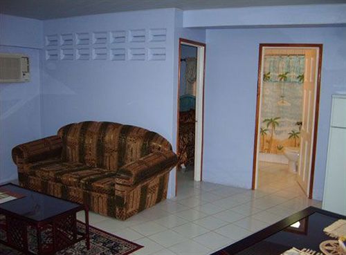 ג'ורג'טאון Kanuku Suites Hotel & Apartment מראה חיצוני תמונה